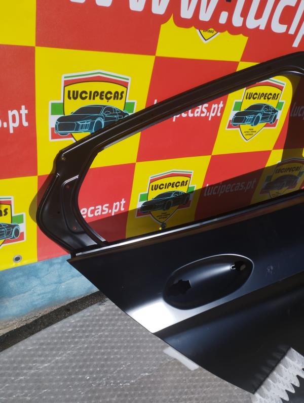 Rear Door Right BMW 1 (F40) | 19 -  Imagem-1