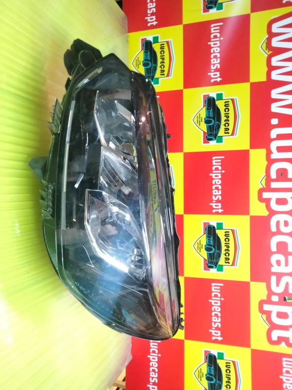 Left Headlight PEUGEOT 208 II (UB_, UP_, UW_, UJ_) | 19 - 