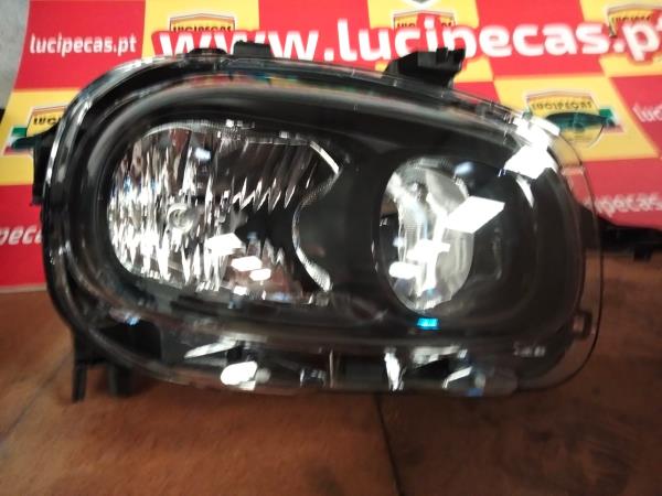 Right Headlight  CITROEN C3 III (SX) | 16 - 