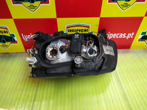 Right Headlight  VOLKSWAGEN POLO (6N1) | 94 - 99 Imagem-3