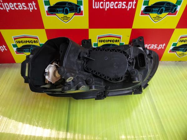Right Headlight  VOLKSWAGEN CADDY III Caixa (2KA, 2KH, 2CA, 2CH) | 04 - 15 Imagem-3