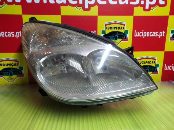 Right Headlight  CITROEN C5 I (DC_) | 01 - 05