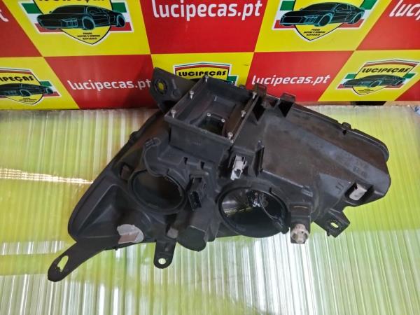 Right Headlight  CITROEN C5 I (DC_) | 01 - 05 Imagem-3