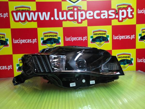 Right Headlight  PEUGEOT 508 II (FB_, FH_, F3_) | 18 - 