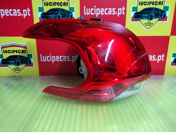 Left Tail Light  PEUGEOT 2008 I (CU_) | 13 -  Imagem-1