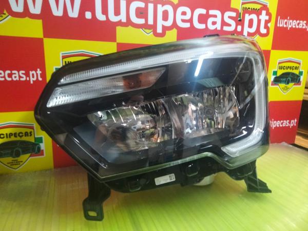 Left Headlight RENAULT MASTER III Camião de plataforma/chassis (EV, HV, UV) | 10 - 
