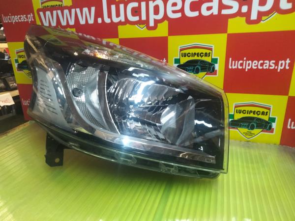 Right Headlight  RENAULT TRAFIC III Autocarro (JG_) | 14 -  Imagem-4