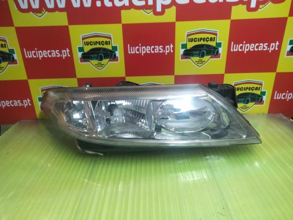 Right Headlight  RENAULT LAGUNA II (BG0/1_) | 01 - 07 Imagem-1