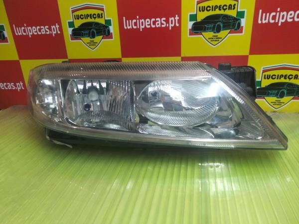 Right Headlight  RENAULT LAGUNA II (BG0/1_) | 01 - 07 Imagem-2