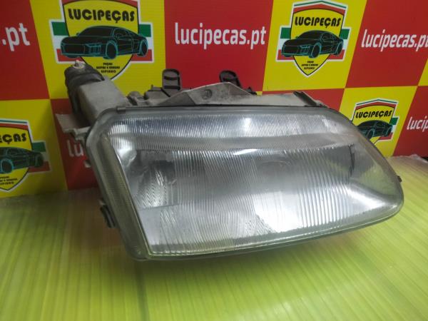 Right Headlight  RENAULT ESPACE III (JE0_) | 96 - 02 Imagem-1