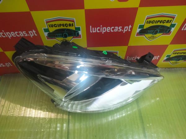 Right Headlight  NISSAN MICRA IV (K13_) | 10 -  Imagem-3