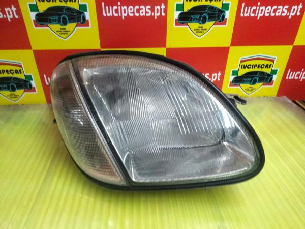Right Headlight  MERCEDES-BENZ SLK (R170) | 96 - 04