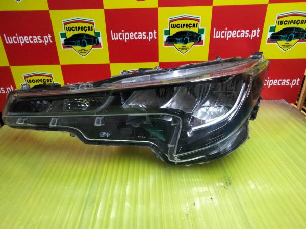 Left Headlight TOYOTA COROLLA três volumes (_E21_) | 19 - 