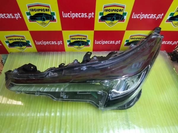Otica Esq TOYOTA COROLLA três volumes (_E21_) | 19 -  Imagem-3