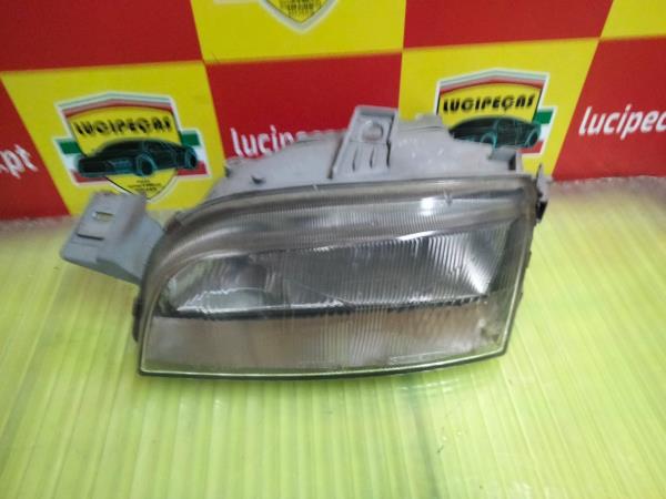 Left Headlight FIAT PUNTO (176_) | 93 - 99