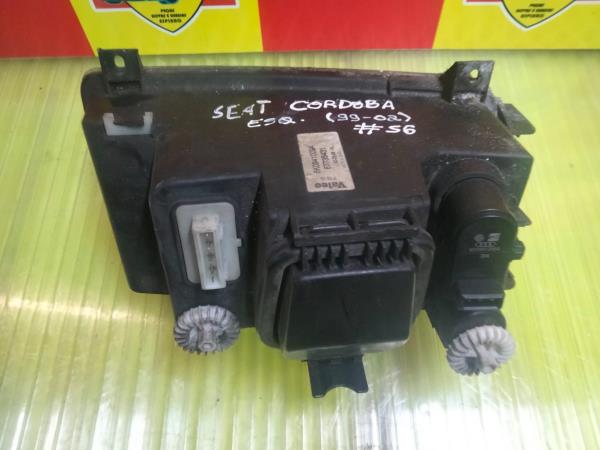 Left Headlight SEAT CORDOBA (6K2) | 99 - 02 Imagem-2