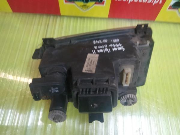 Right Headlight  SEAT IBIZA II (6K1) | 93 - 02 Imagem-2