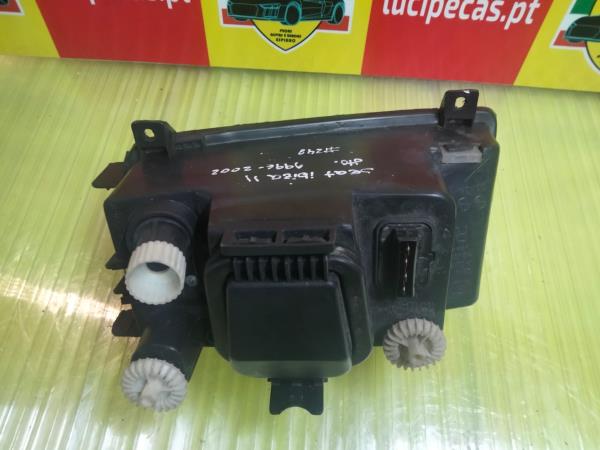 Right Headlight  SEAT IBIZA II (6K1) | 93 - 02 Imagem-3