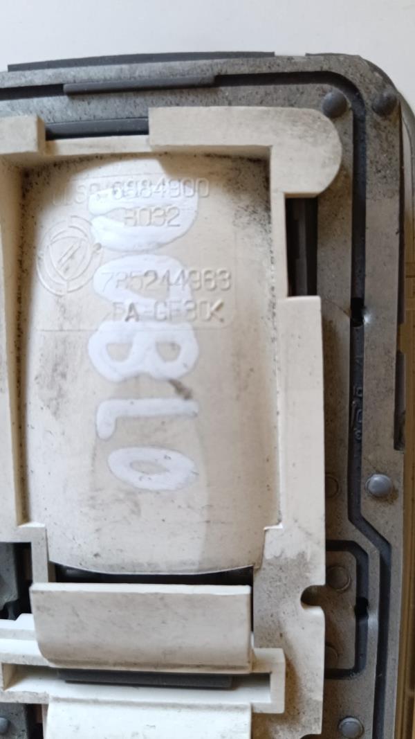PLAFONNIER (LUZ DE TETO) FIAT DOBLO Caixa/Combi (263_) | 10 -  Imagem-6
