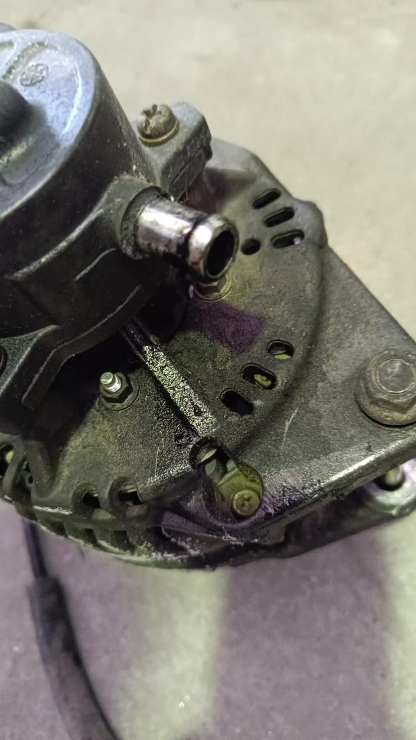 Alternator OPEL CORSA C (X01) | 00 - 09 Imagem-1