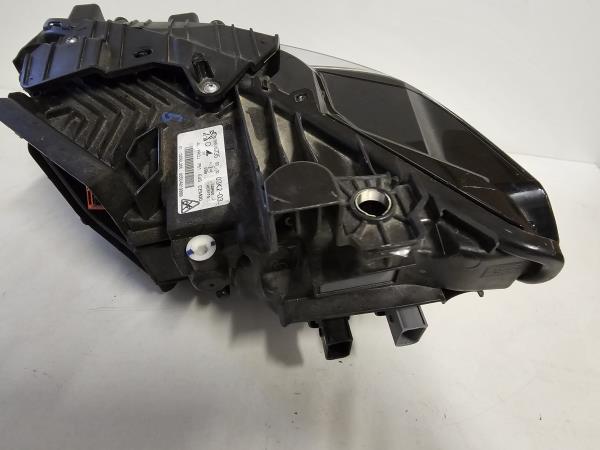 Right Headlight  PEUGEOT 308 III Imagem-5