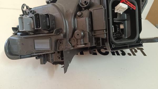 Otica Dto PEUGEOT 308 III Imagem-5