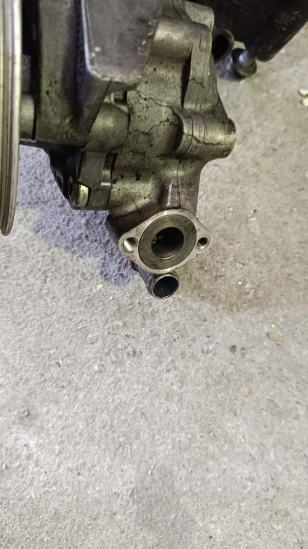 Bomba Direcção Assistida VOLKSWAGEN PHAETON (3D1, 3D2, 3D3, 3D4, 3D6, 3D7, 3D8, 3D9) | 02 - 16 Imagem-2