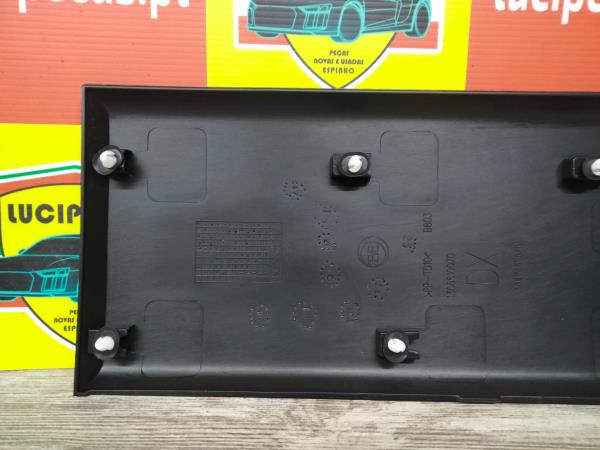 Friso Porta Frente DTO FIAT DUCATO III 18- Imagem-5