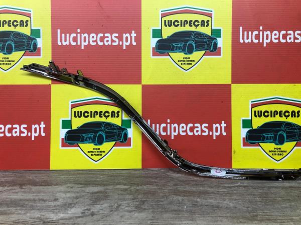 Friso  RENAULT MEGANE I Hatchback Van (SA0/1_) | 95 - 03 Imagem-4