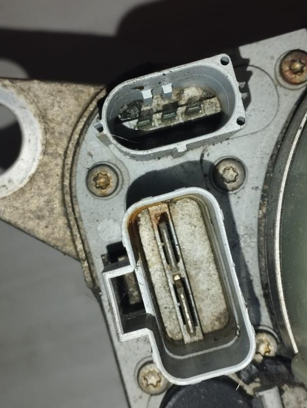 Bomba Direcção Assistida FORD FIESTA V (JH_, JD_) | 01 - 14 Imagem-4