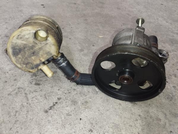 Bomba Direcção Assistida RENAULT LAGUNA II (BG0/1_) | 01 - 07 Imagem-3