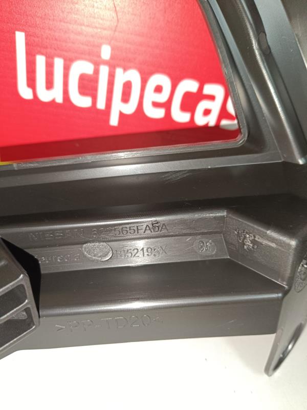 Grelha farol nevoeiro frt dto NISSAN MICRA V (K14) | 16 -  Imagem-3