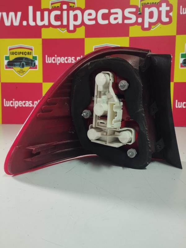 Farolim Mala Direito BMW 3 Touring (E91) | 04 - 12 Imagem-1