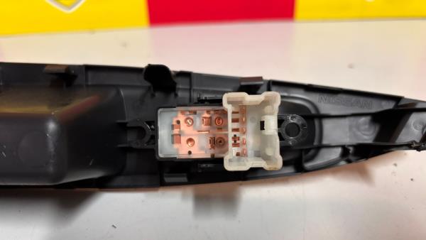 Comando de vidro frente ESQ NISSAN QASHQAI II (J11, J11_) | 13 -  Imagem-3