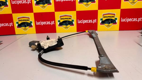 Elevador Frente Dto RENAULT CLIO II (BB_, CB_) | 98 -  Imagem-3