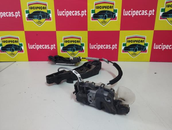 Fecho da Porta Frente Esq PEUGEOT - ID S_35320