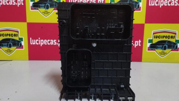 CAIXA DE FUSÍVEIS AUDI A3 (8P1) | 03 - 13 Imagem-4