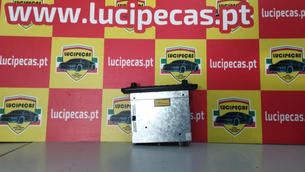 Rádio / Porta CD´s AUDI A3 (8P1) | 03 - 13 Imagem-1