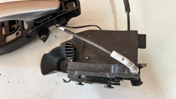 Fecho da Porta Frente Dto PEUGEOT 308 II | 13 -  Imagem-3