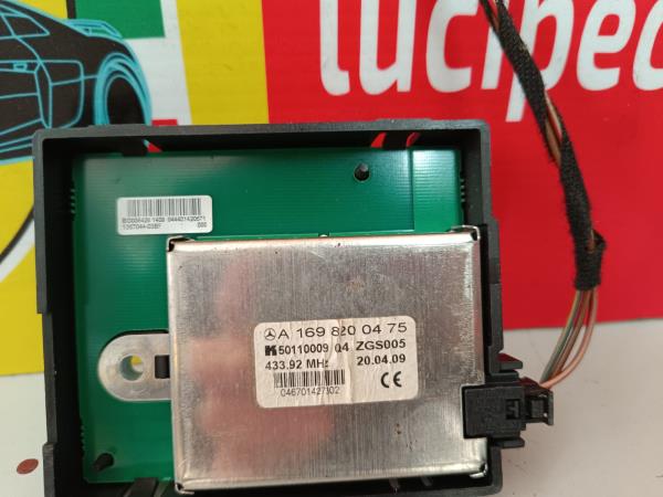 AMPLIFICADOR ANTENA MERCEDES-BENZ A-CLASS (W169) | 04 - 12 Imagem-4