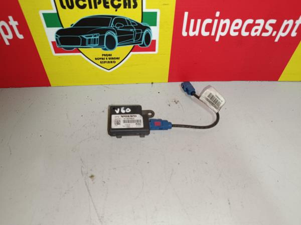 ANTENA VOLVO V60 I 