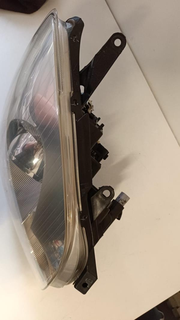 Right Headlight  TOYOTA AVENSIS (_T25_) | 03 - 08 Imagem-7