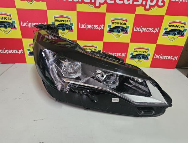 Right Headlight  PEUGEOT 3008 SUV (M_) | 16 - 