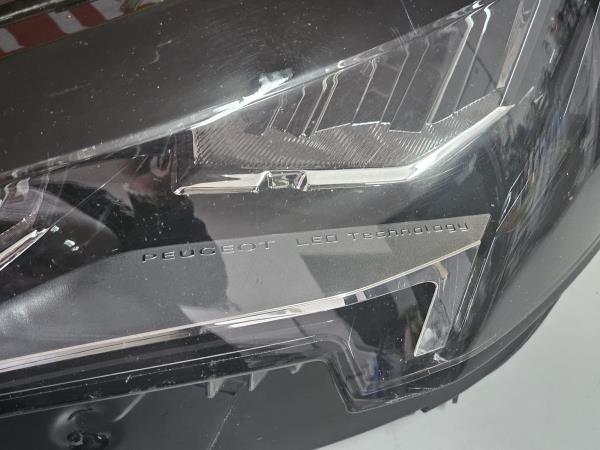 Otica Esq PEUGEOT 5008 II | 16 -  Imagem-2