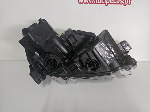 Otica Esq PEUGEOT RIFTER | 18 -  Imagem-4