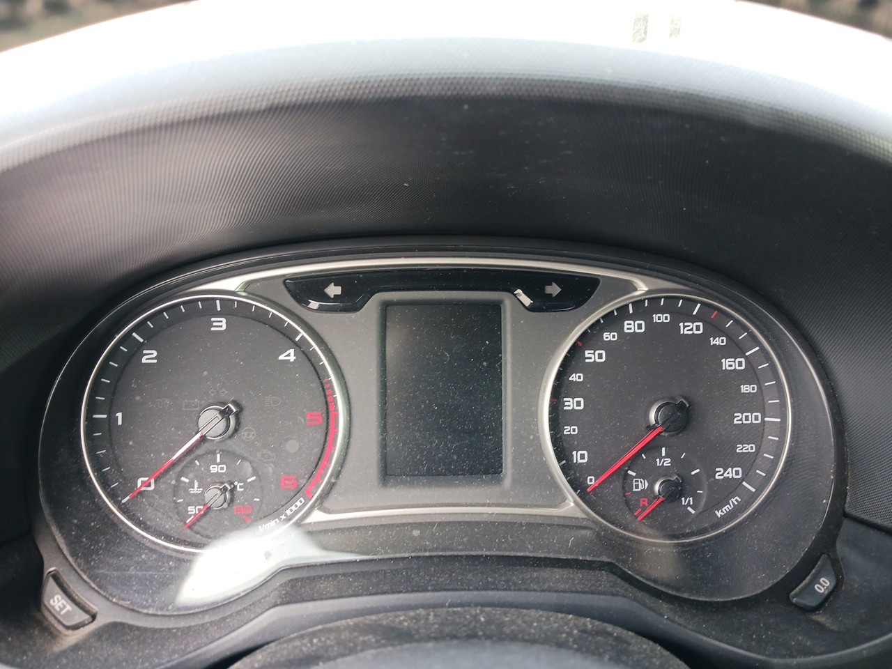 Quadrante AUDI A1 (8X1, 8XK) | 10 - 18