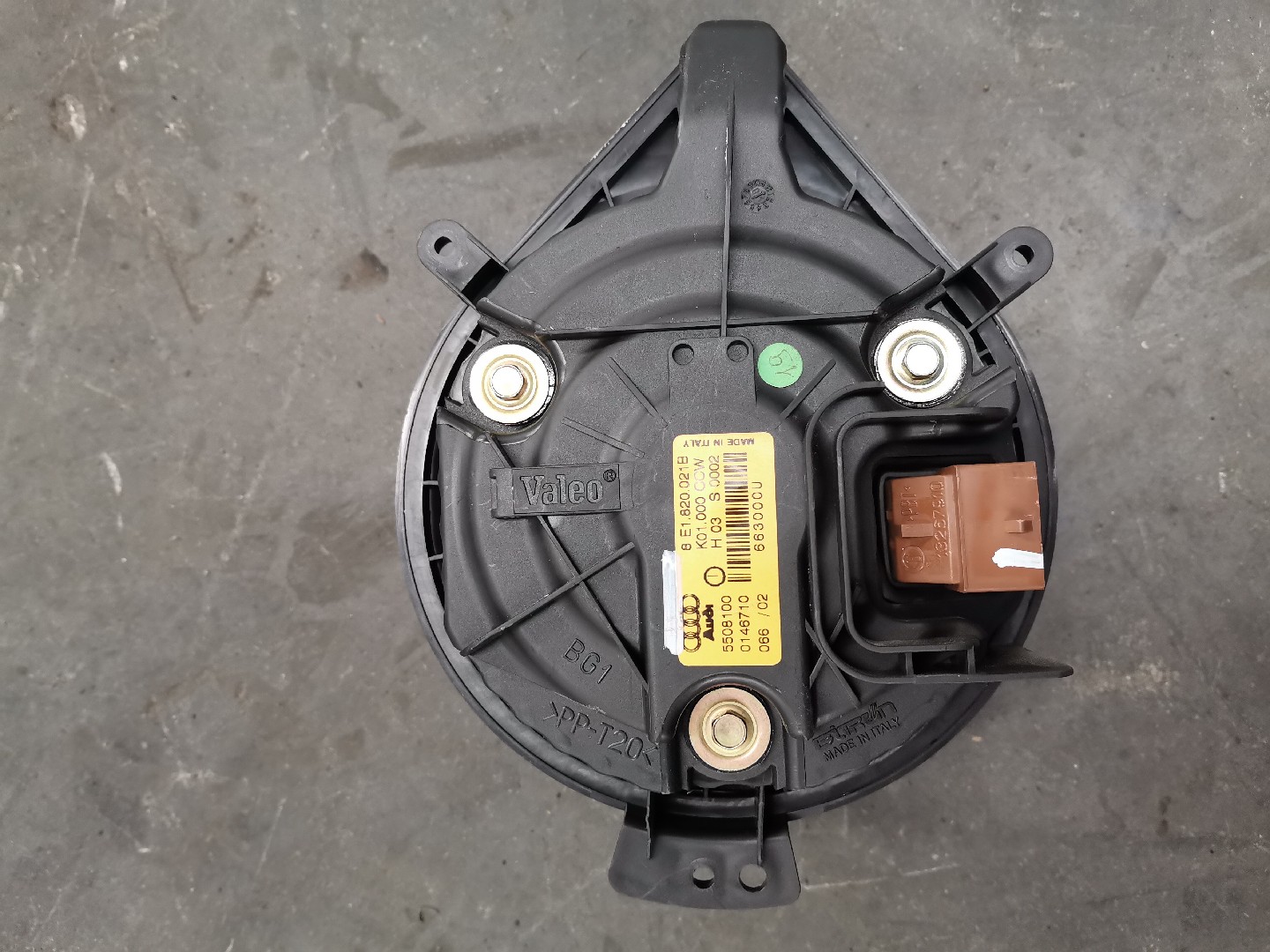 Motor Sofagem AUDI A4 (8E2, B6) | 00 - 05 Imagem-0