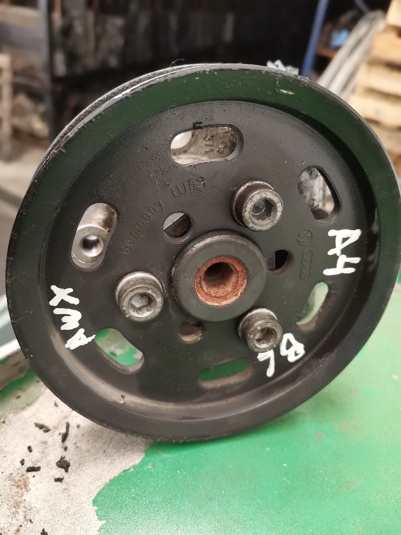 Bomba Direção Assistida AUDI A4 (8E2, B6) | 00 - 05