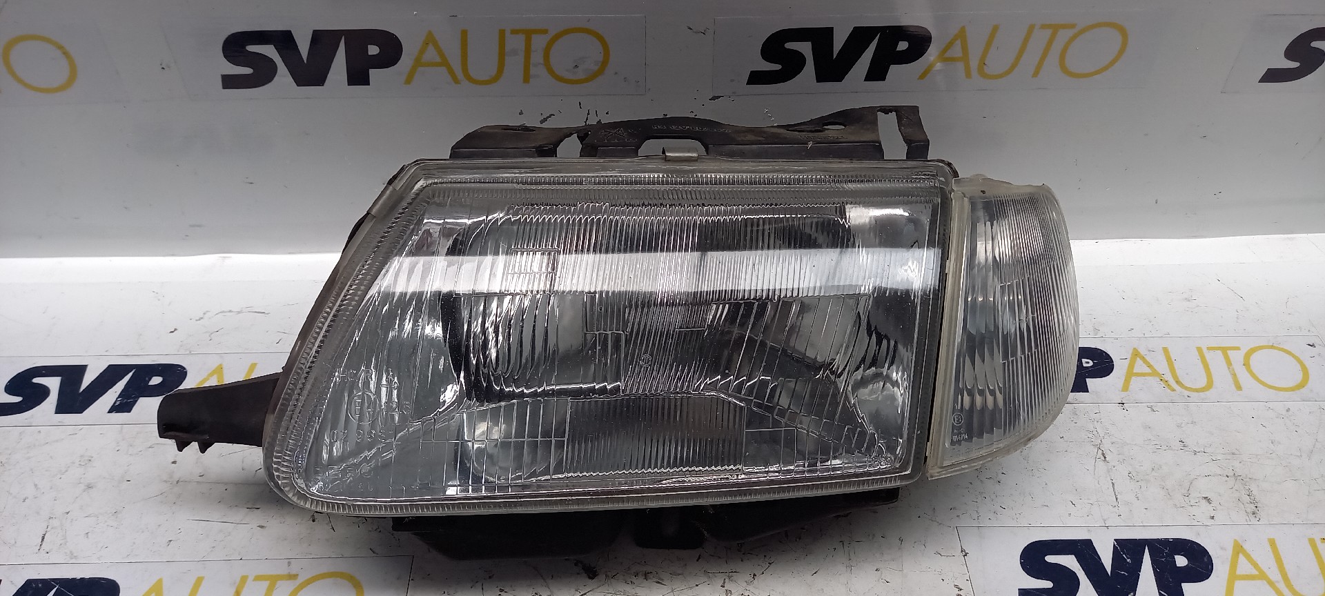 Ótica Esquerda CITROEN SAXO (S0, S1) | 96 - 04