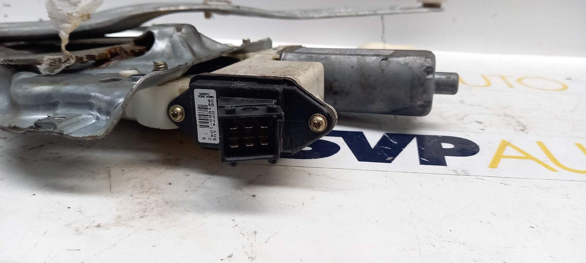 Elevador de Vidro Tras Esquerdo TOYOTA COROLLA três volumes (_E12_) | 00 - 08 Imagem-2